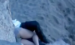 Юджийн и Сания се забавляват с куклата секс преведен на български