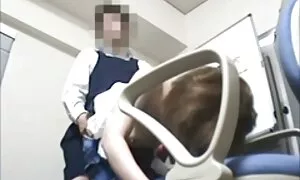 Пръстите порнобългарско чакат вагината.