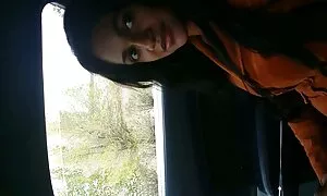Млада руска красота български секс порно в кухнята