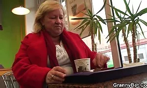 Черна жена първия български порно филм с мека кожа